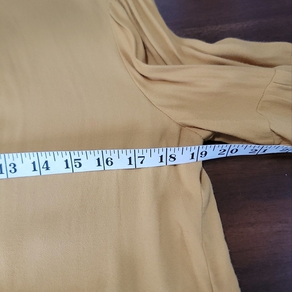 MAEVE by Anthropologie mustard tiered Goldie Ruffle neck tunic xsmall oversized - Picture 9 of 9